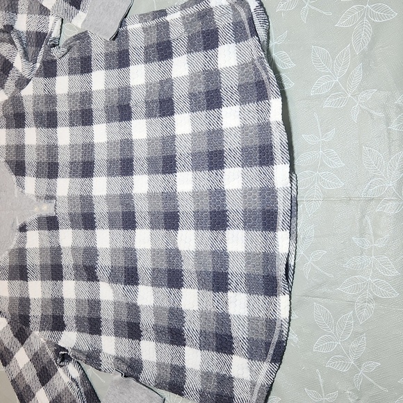 Nautica Long Sleeve Shirt - Picture 6 of 9